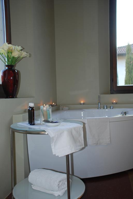 B&B Villa Natta Uggiate Zimmer foto